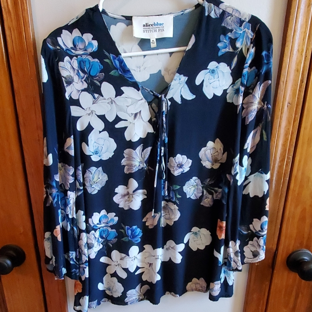 Alice blue top